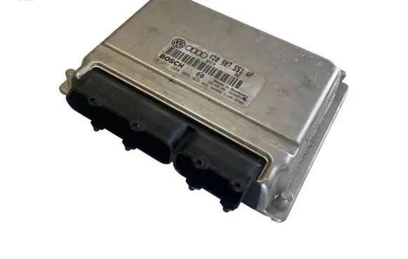 Audi A4 S4 B5 8D Engine control unit/module 4D0907551AF 0261204808 8690311280785