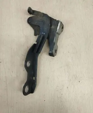 KIA Ceed Engine bonnet/hood hinges