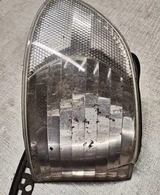 BMW 7 E38 Front indicator light 0311327006 KL0652A