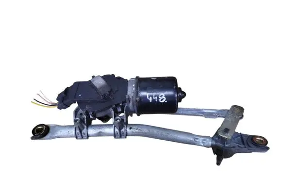 Peugeot 107 Front wiper linkage and motor 