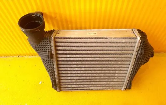 Porsche Macan (95B) Intercooler radiator 95B145804B