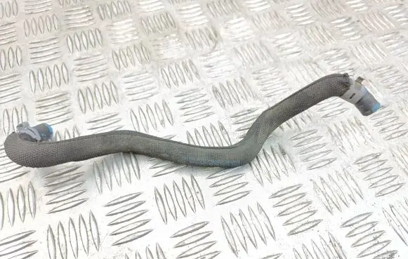 Mercedes-Benz C W204 Engine coolant pipe/hose A6512000358