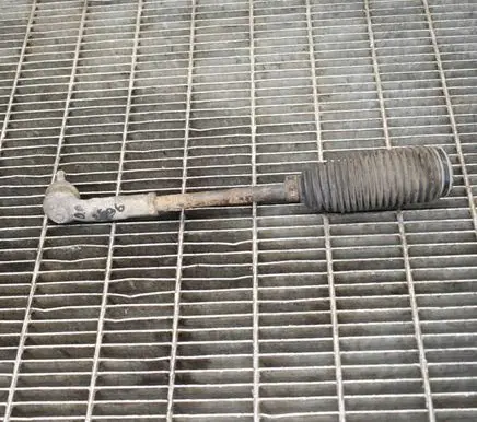 Volkswagen PASSAT B7 Steering tie rod 