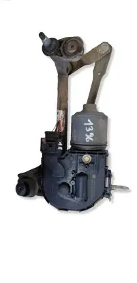 Seat Altea XL Front wiper linkage and motor 5P0955120B