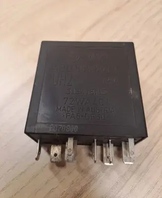 Volkswagen PASSAT B5.5 Other relay 4B0955531A 72WA401 B070800