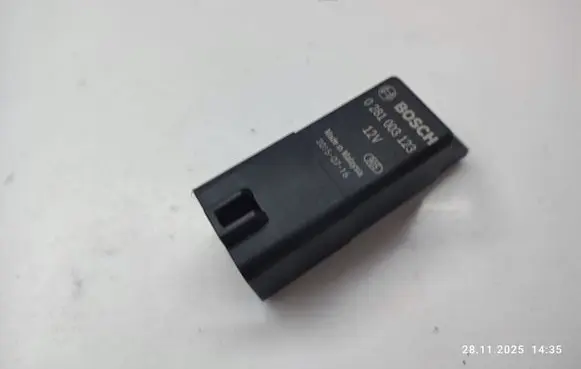 Land Rover Discovery Sport Glow plug pre-heat relay FK23189E2AC 0281003123