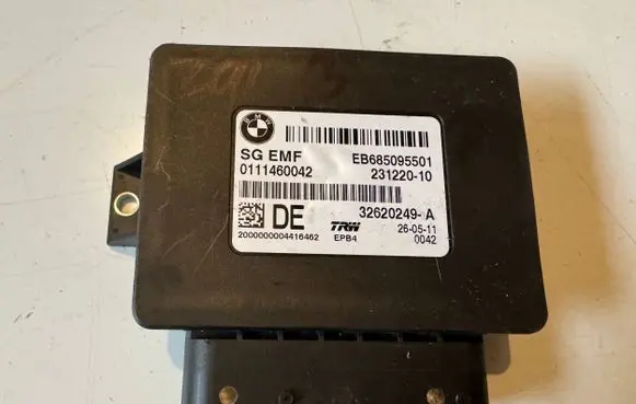 BMW 5 F10 F11 Hand brake control module 6850955