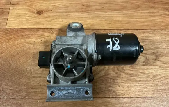 Chevrolet Nubira Wiper motor 