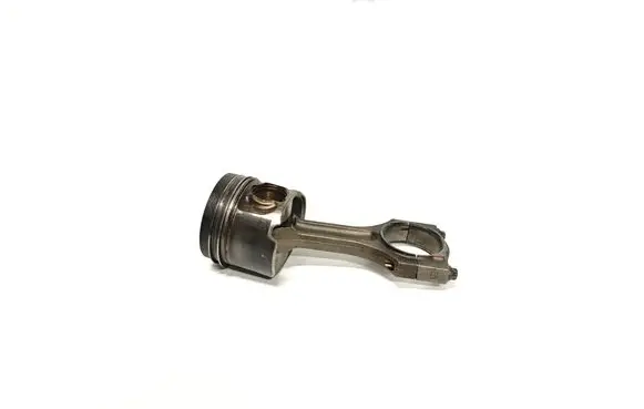 BMW X5 E70 Piston with connecting rod 84L110