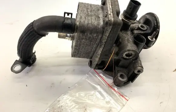 Ford Mondeo MK V Oil filter mounting bracket 9807594380