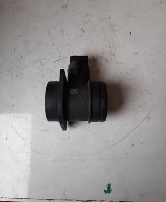 Volkswagen Golf IV Mass air flow meter 06A906461 0280217121