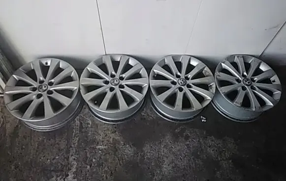 Opel Meriva B R17 alloy rim 