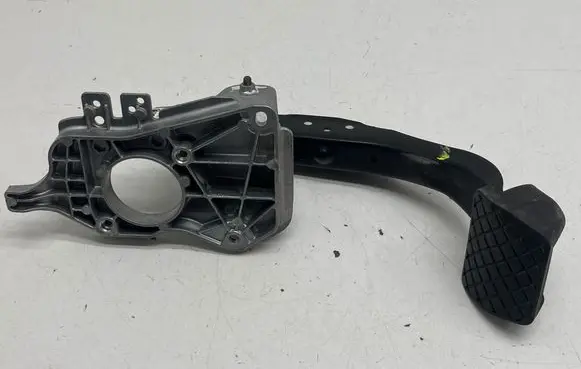 Volkswagen Caddy Brake pedal 1T2723057L 1K27211117B