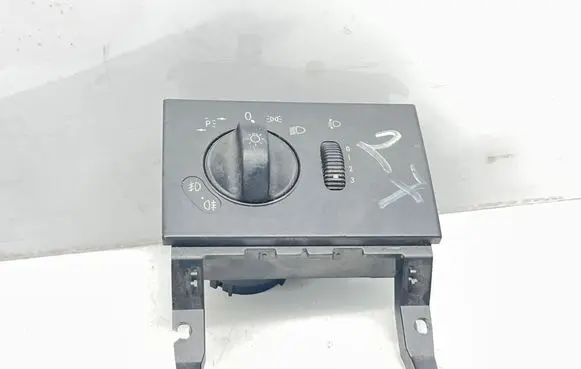 Light switch
