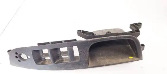 Audi Q7 4L Front door window switch trim 4L1867171