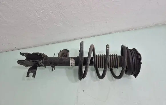 Infiniti QX60 L50 Front shock absorber with coil spring 
