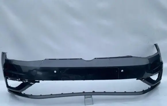 Volkswagen Golf VII Front bumper 5G0807221