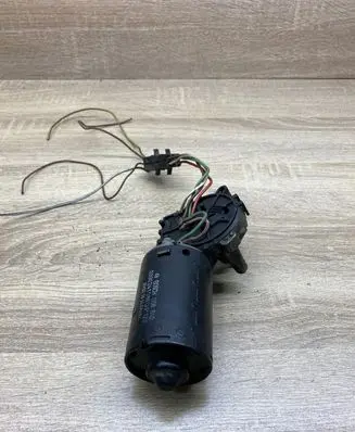 BMW 3 E30 Wiper motor 0390241086 058642