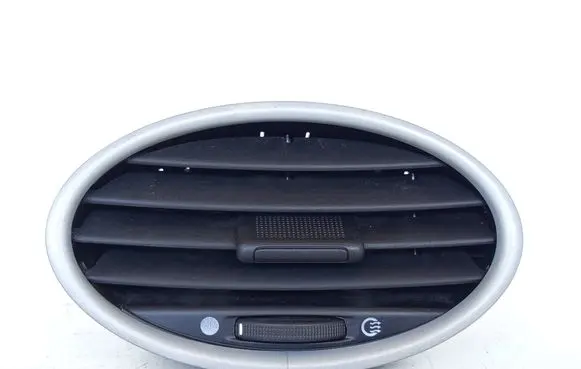 Ford Focus Dash center air vent grill 4M51A014L21AD 4M51A014L21BC