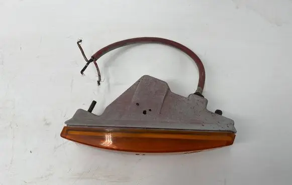 Porsche 911 Front bumper turn signal K0199B