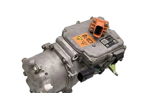 Chrysler Pacifica Air conditioning (A/C) compressor (pump) 68237995AG 000013330 P68237995AG