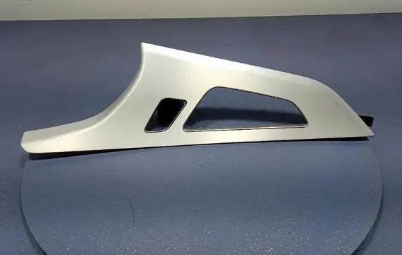 Audi Q7 4L Side skirt rear trim 4M8867439
