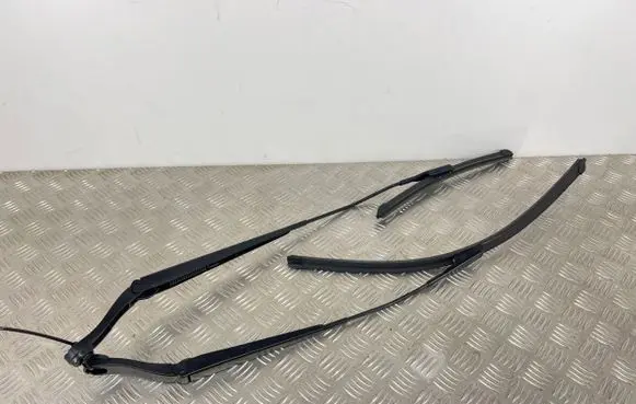MG ZS Front wiper blade arm 10322678 10322679