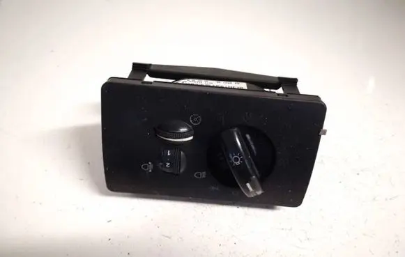 Ford Mondeo Mk III Light switch 1s7t13a024ab