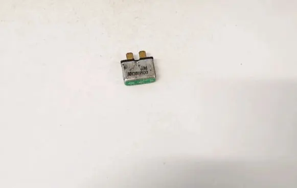 Volkswagen Golf IV Other relay 443937105A