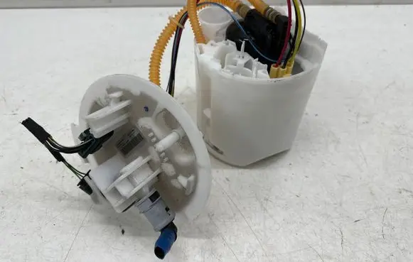 Mercedes-Benz CLA C118 X118 In-tank fuel pump A2474703200