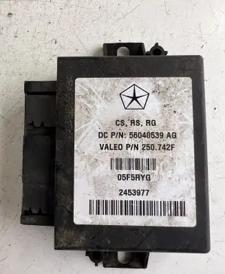 Chrysler Grand Voyager IV Parking PDC control unit/module 56040539AG 05F5RYG 2453977