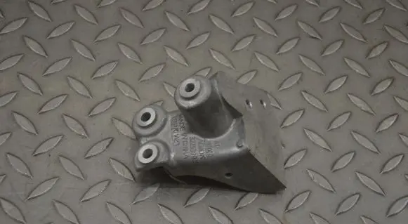 Volvo XC40 Other engine bay part 32253993