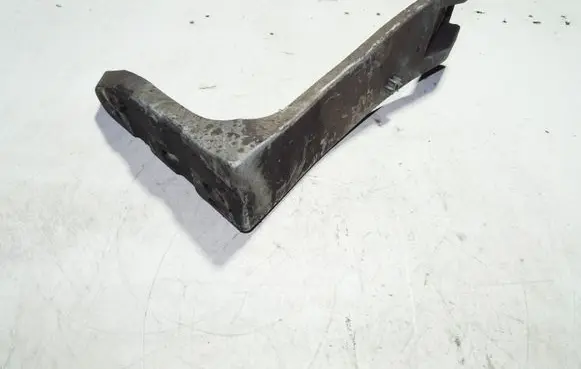 Audi A4 S4 B6 8E 8H Front bumper mounting bracket 8E0821137B
