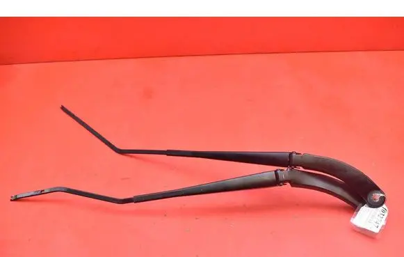 Renault Captur Front wiper blade arm 288867952R
