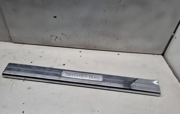 Mercedes-Benz CLS C219 Front sill trim cover A2196800135
