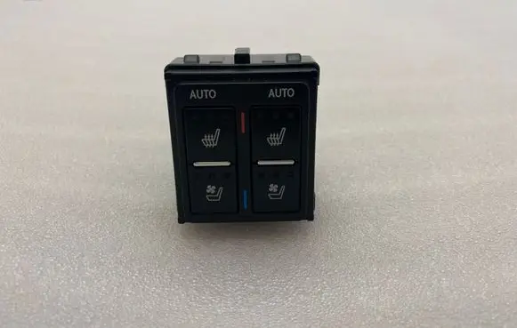 Lexus RX 450H Seat heating switch 847524810 75J230