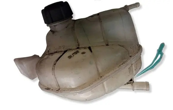 Nissan X-Trail T32 Coolant expansion tank/reservoir 