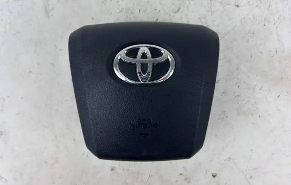 Toyota Prius (XW50) Steering wheel airbag