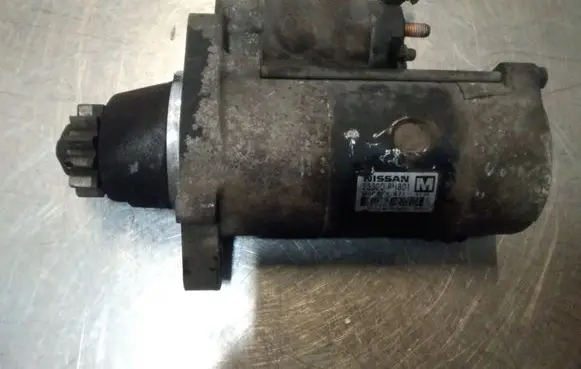 Nissan X-Trail T30 Starter motor 233008H801 M008T71471