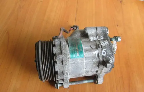Volkswagen Polo III 6N 6N2 6NF Air conditioning (A/C) compressor (pump) 6N0820803A
