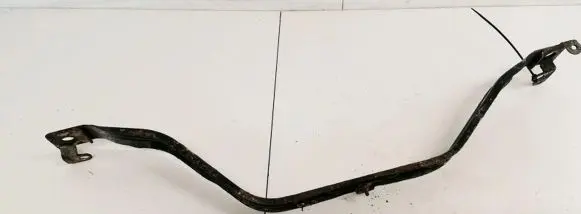 Fuel tank mounting bracket