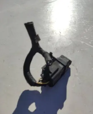 Volvo XC70 Glow plug pre-heat relay 0281003037