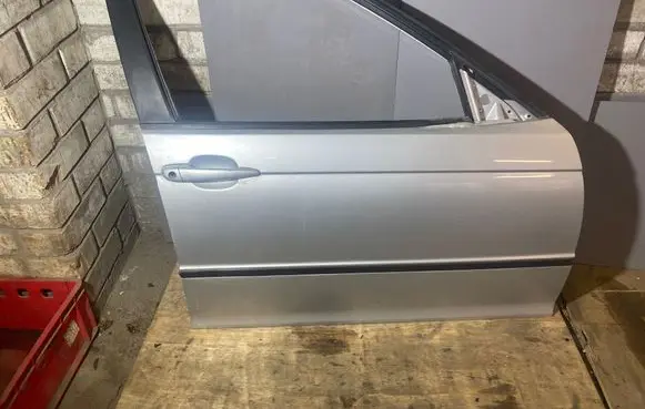 BMW 3 E46 Front door