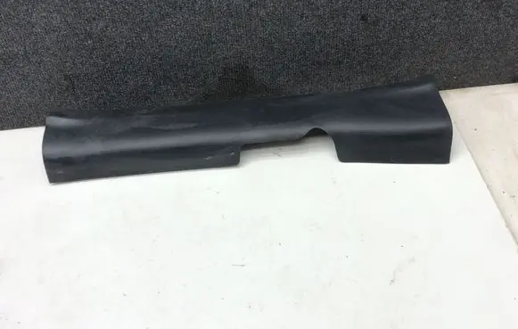 KIA Sorento Front sill trim cover 858722P105