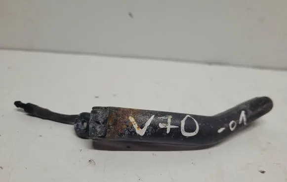 Volvo V70 Headlight wiper arm 