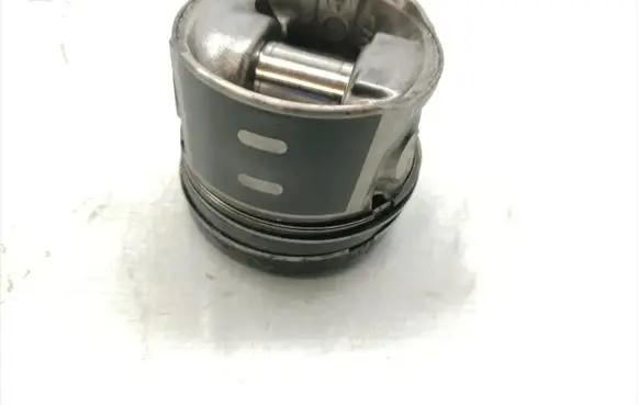 Peugeot Partner Piston BH02