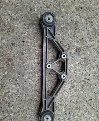 Audi A8 S8 D3 4E Rear differential/diff mount bracket 4E0599285A