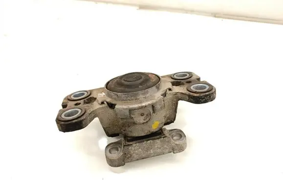 Engine mount bracket