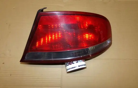 Chrysler Sebring (ST-22 - JR) Rear/tail lights