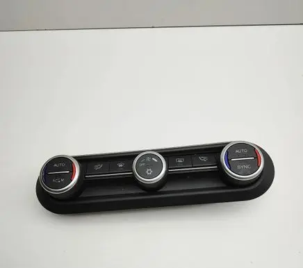 Alfa Romeo Stelvio Interior fan control switch 01561303470